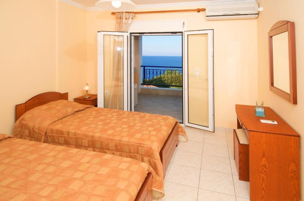 Mari-Christi Apartments Poros  Oda fotoğraf