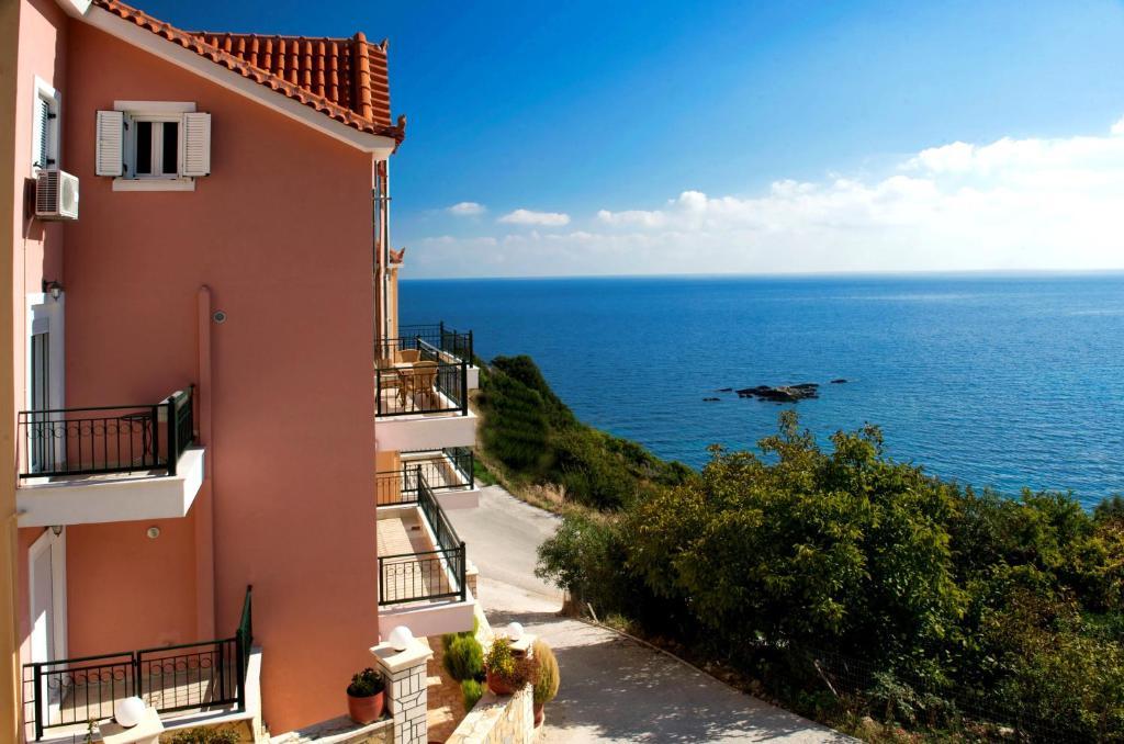 Mari-Christi Apartments Poros  Dış mekan fotoğraf